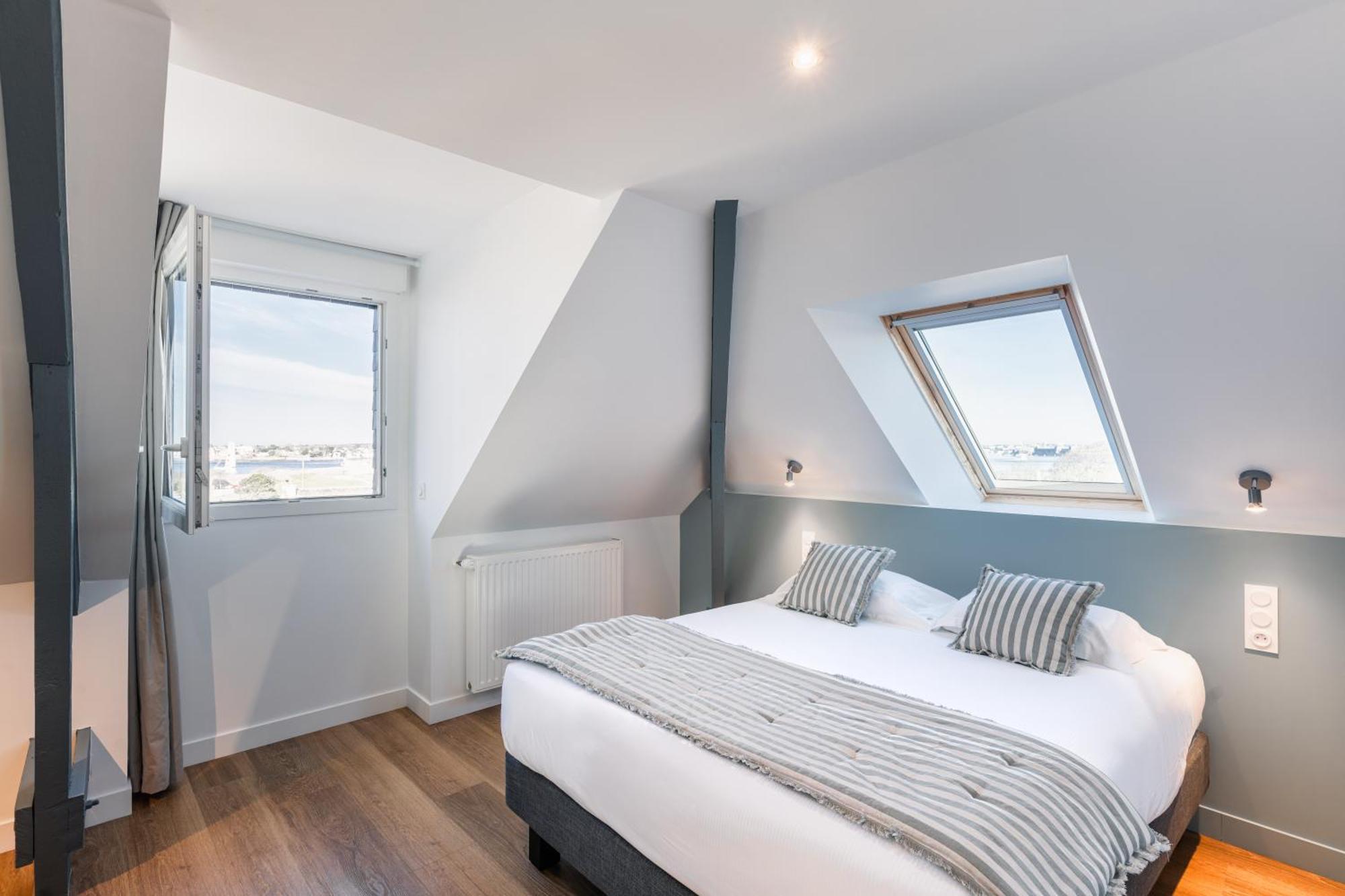 Hotel Spa De La Citadelle Lorient Port-Louis Kültér fotó